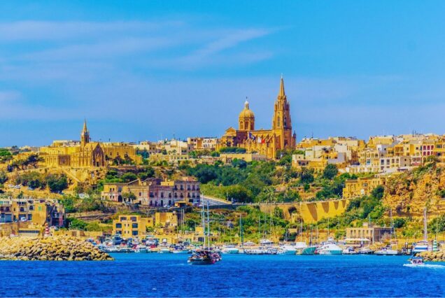 Serenata Mediterránea - Sicilia, Malta e Islas Eólias en yate